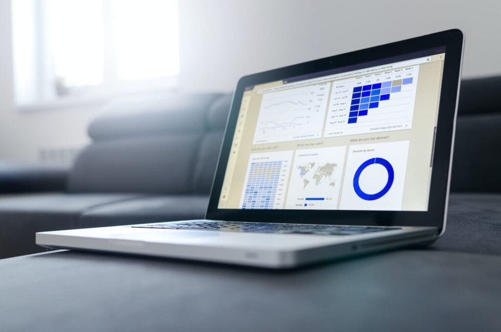 3 Approaches to Business Intelligence as a Service 1 3 Approaches to Business Intelligence as a Service